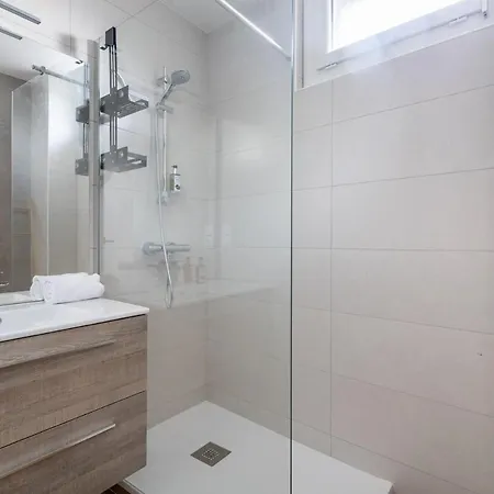 Helene - Cosy & Calme A 9min A Pied Du Tram Apartment